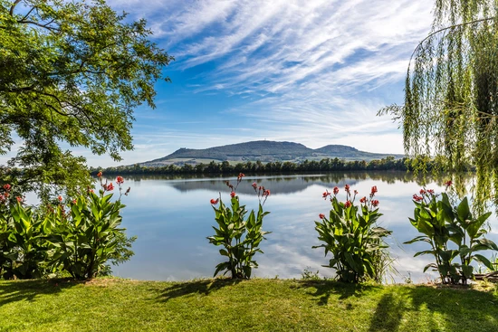 Restaurace a ubytování Praha - jižní Morava, letní koupání, ubytování Restaurace a ubytování Praha - jižní Morava, letní koupání, ubytování